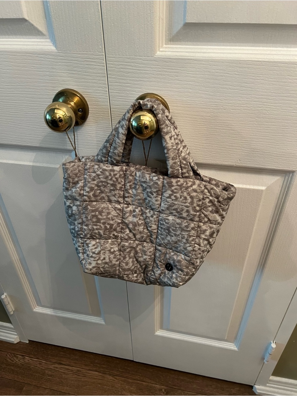 Lululemon Quilted Leopard Print Tote Bag in Gray